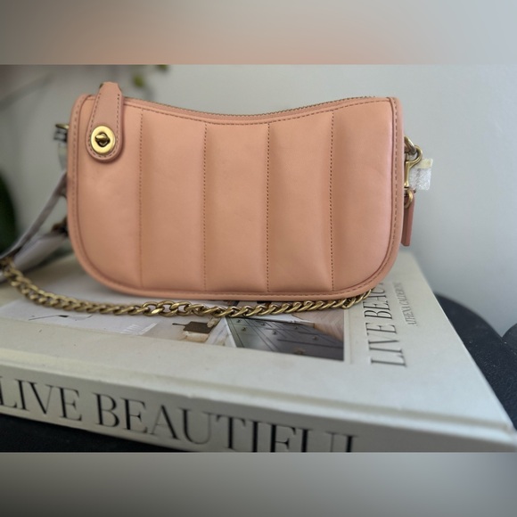 Coach Quilted Swinger 20 NWT - Picture 8 of 10